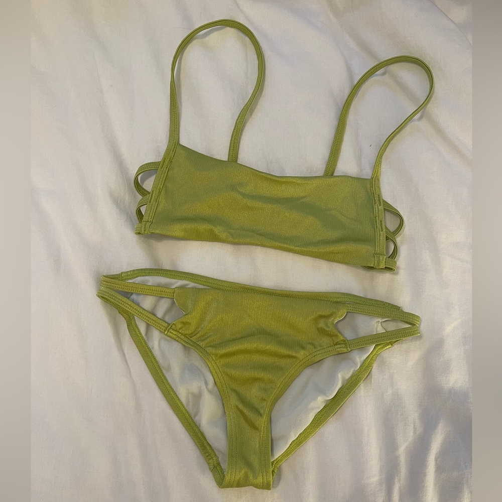 Urban Outfitters Out From Under Bengaline Bikini - Picture 3 of 5
